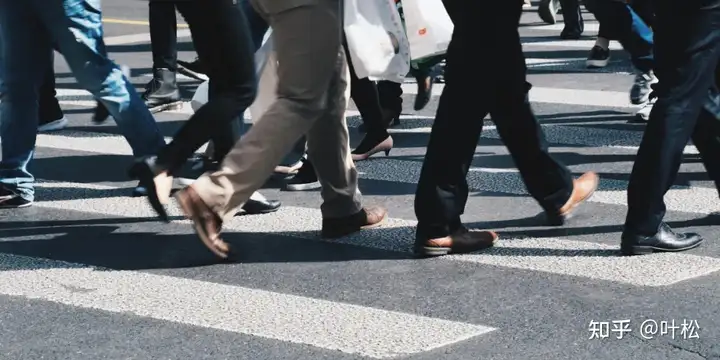 甩出三季度财报，巨头们打响“价格战”！