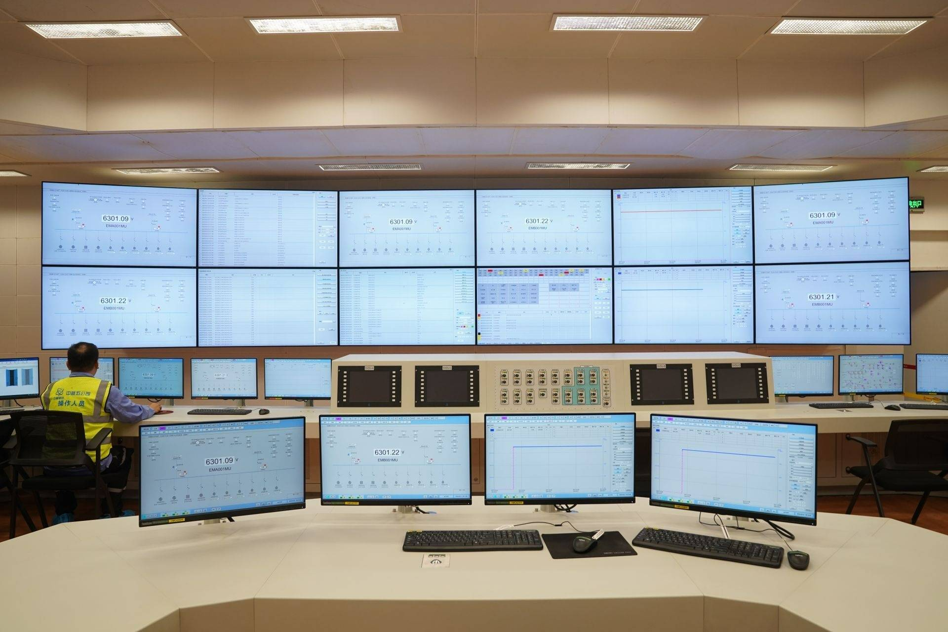 海南昌江：玲龙一号全球首堆“大脑”正式启动