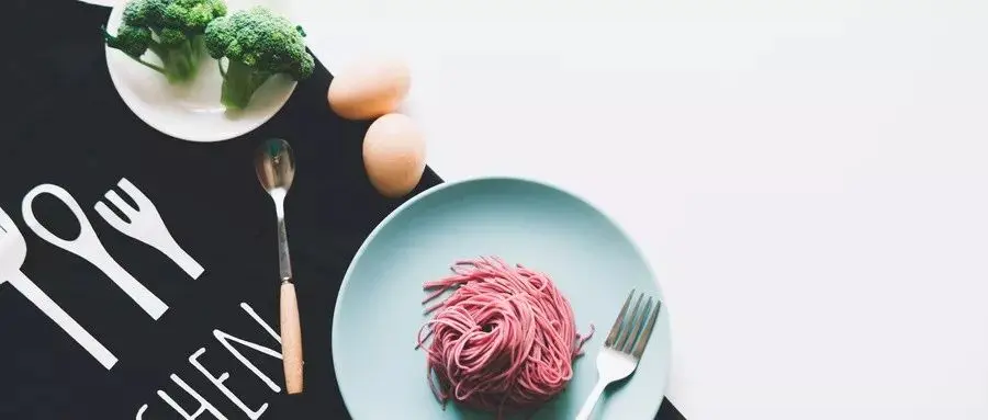 手握北京CBD地段两栋楼，一碗藕汤700万，不老歌手林依轮到底多有钱？