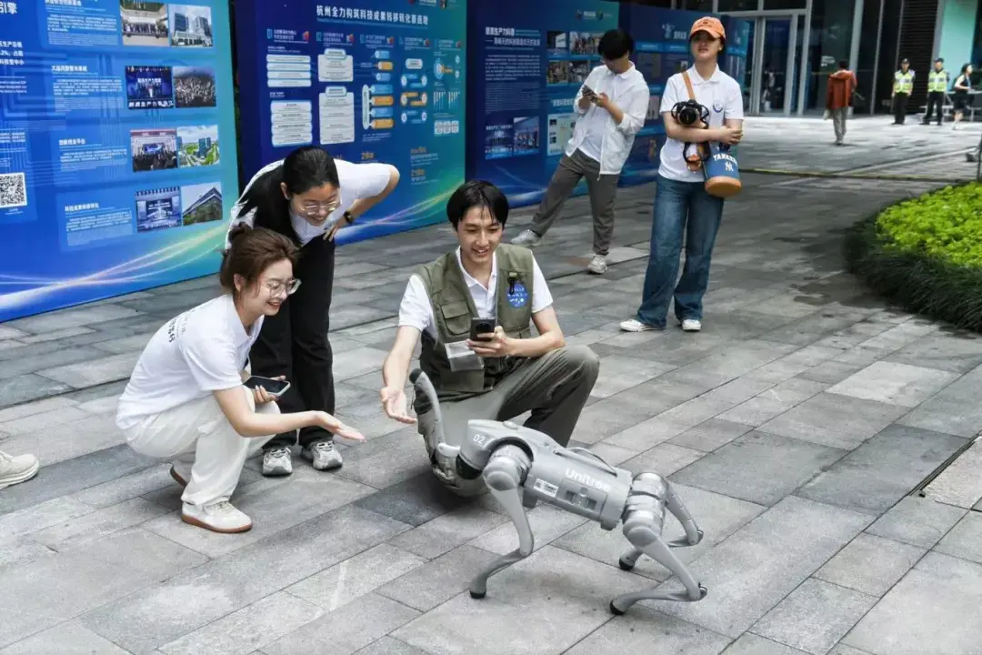 2024年浙江省“全国科技活动周”开幕式暨中欧科技创新合作大会在杭举行