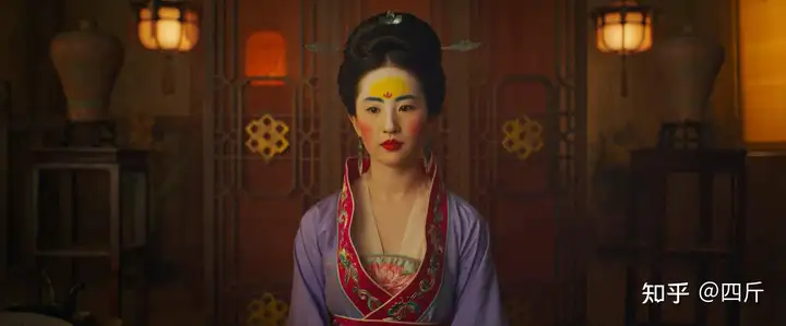 刘亦菲“沉默”引发热议，没有转发“日本投降”，国籍身份成问题