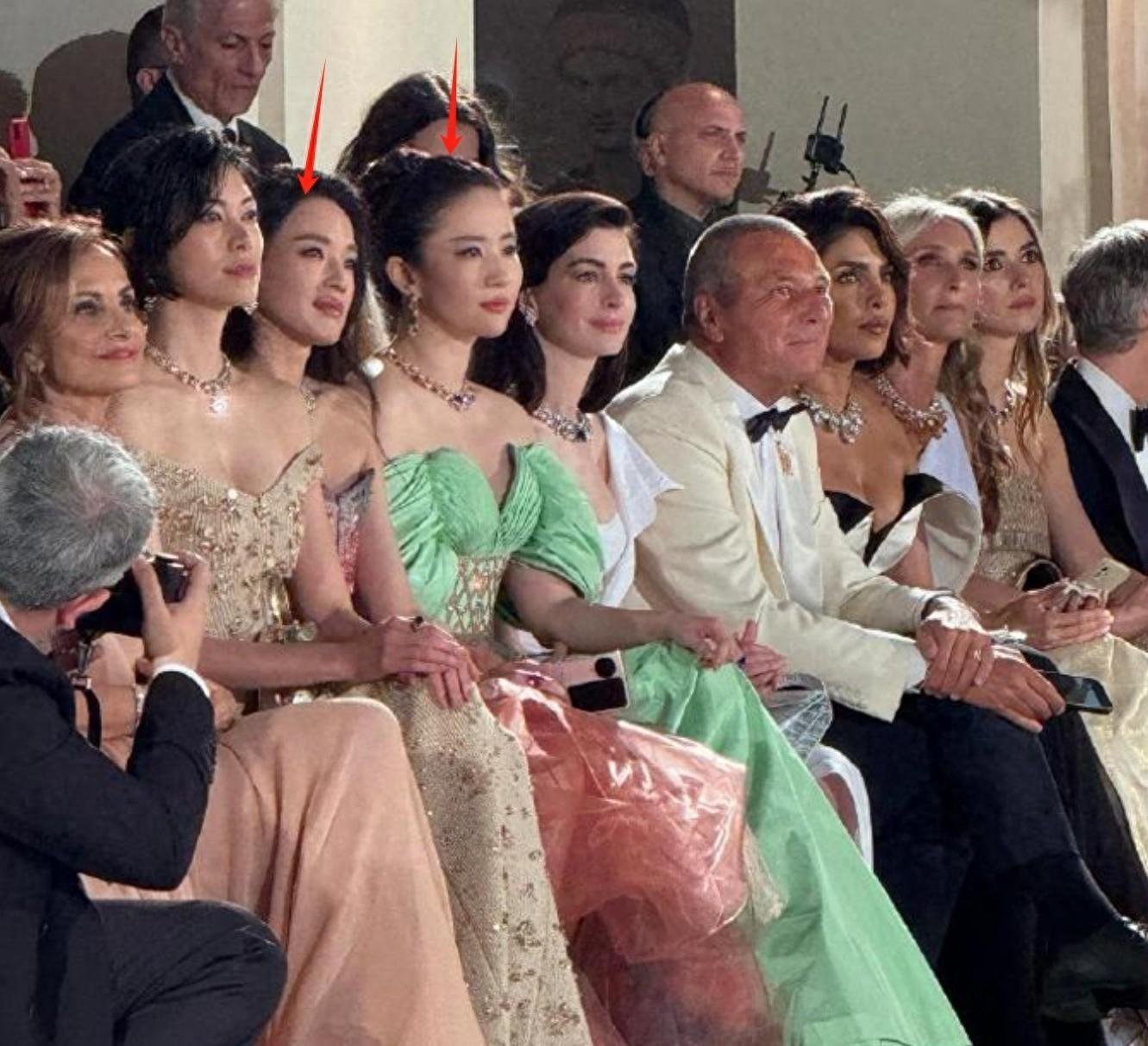 大快人心！日本女星挤兑舒淇：遭主办方除名！刘亦菲晒照霸气力挺