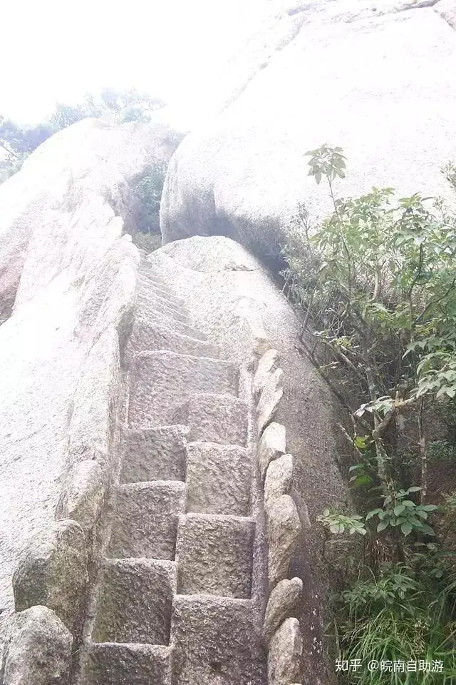 天都峰到底有多险？资深驴友告诉你亲身体验