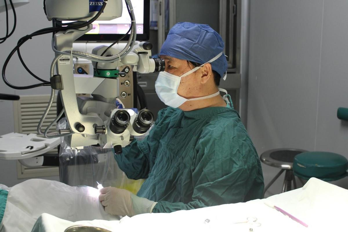 旅美华侨归国求医，上海白内障专家郭海科教授5分钟解决30年眼疾