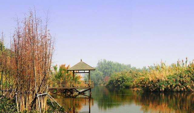 广东有一不出名的小镇，却是珠宝产地之一，年产值达300多亿