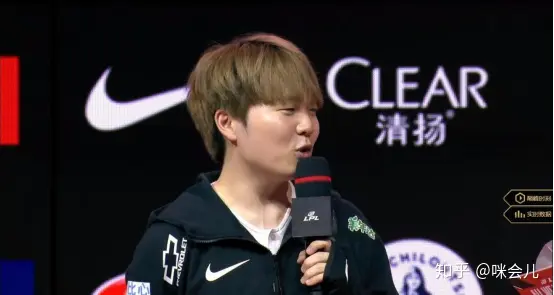 LGD麦克疯xiye大骂mark“终于像人了”脸都红了，网友：“Rooike要这样，IG都两连冠了”