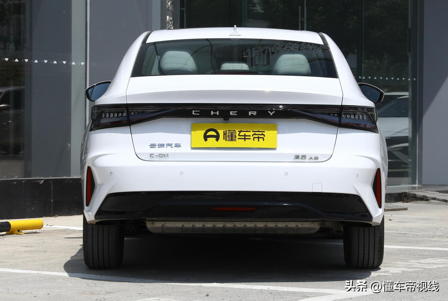 新车 | 售10.99万元起，奇瑞风云A8远航版到店实拍，吉利银河L6同级