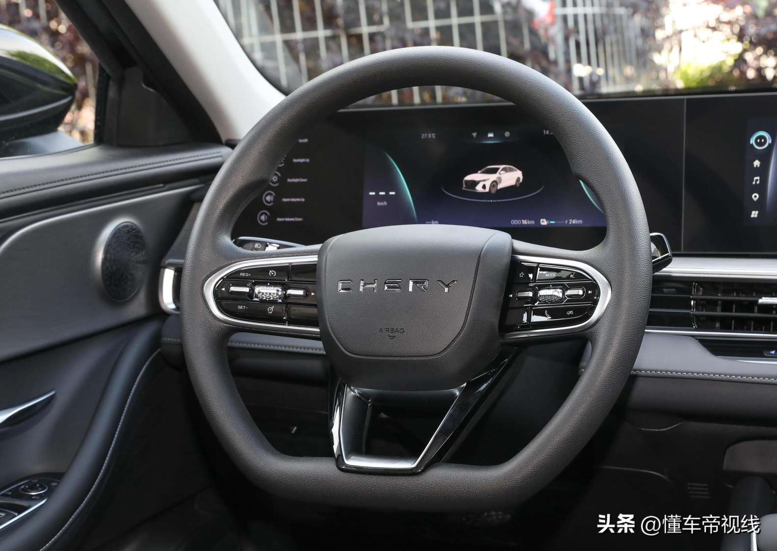 新车 | 售10.99万元起，奇瑞风云A8远航版到店实拍，吉利银河L6同级