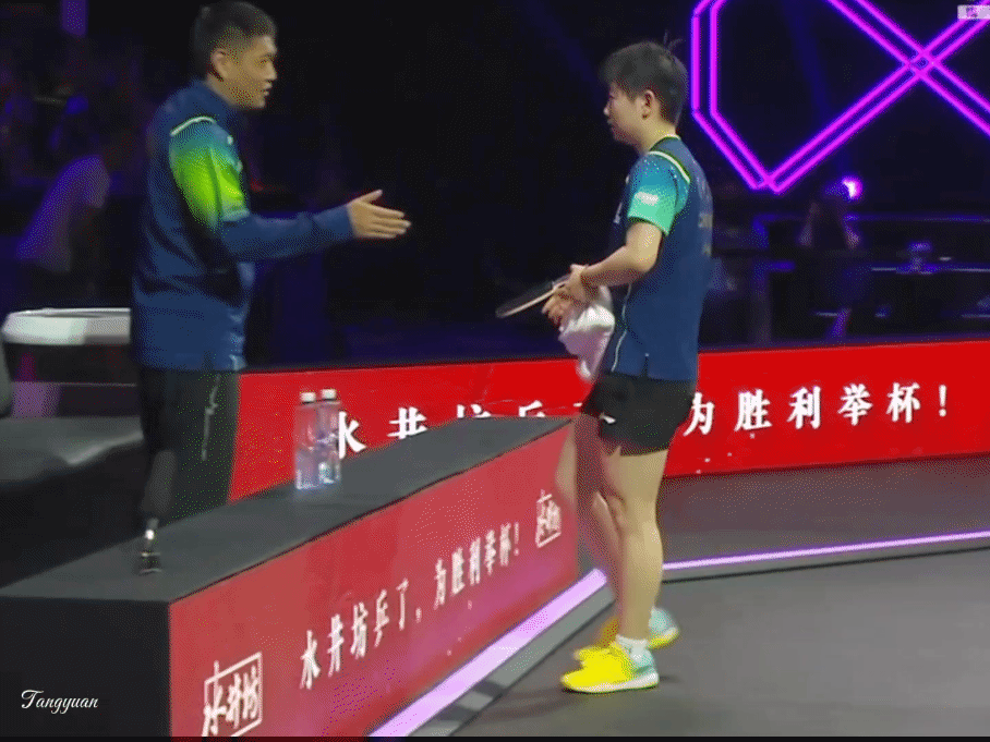 WTT重庆冠军赛：孙颖莎3:0横扫伯格斯特隆，晋级16强