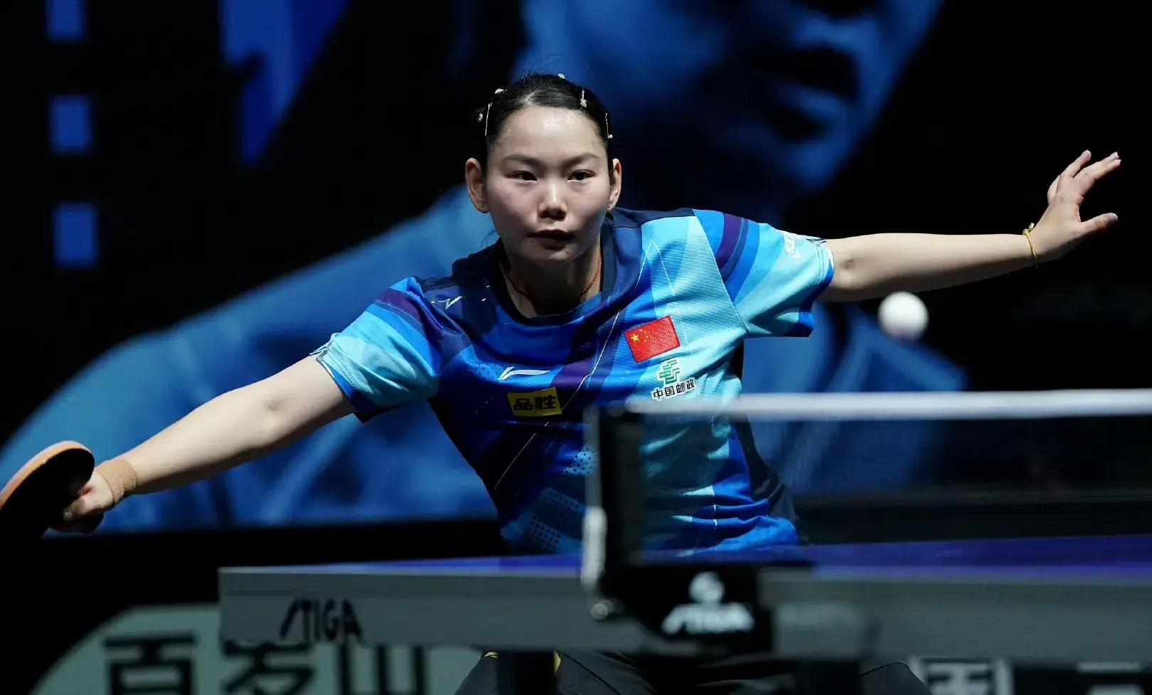 WTT重庆冠军赛：孙颖莎3:0横扫伯格斯特隆，晋级16强