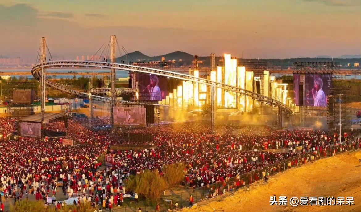 震惊，歌迷自称看了华晨宇演唱会肾结石被震碎排出，原因解释不清