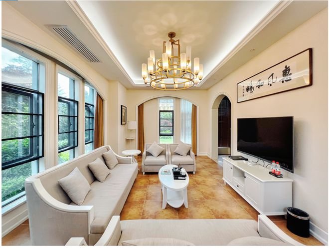 待疫情散去，游草原、看山水、逛溶洞，还秋天一场旅行！