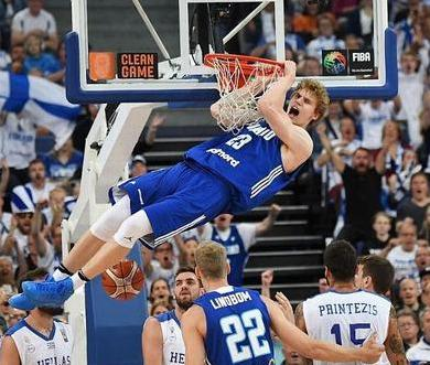 新赛季群雄逐鹿，各NBA球队当家巨星纷纷登场，数据大比拼