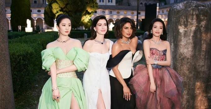 36岁刘亦菲亮相发布会？网友炸锅：身材走样了吗？-刘亦菲出席活动礼服