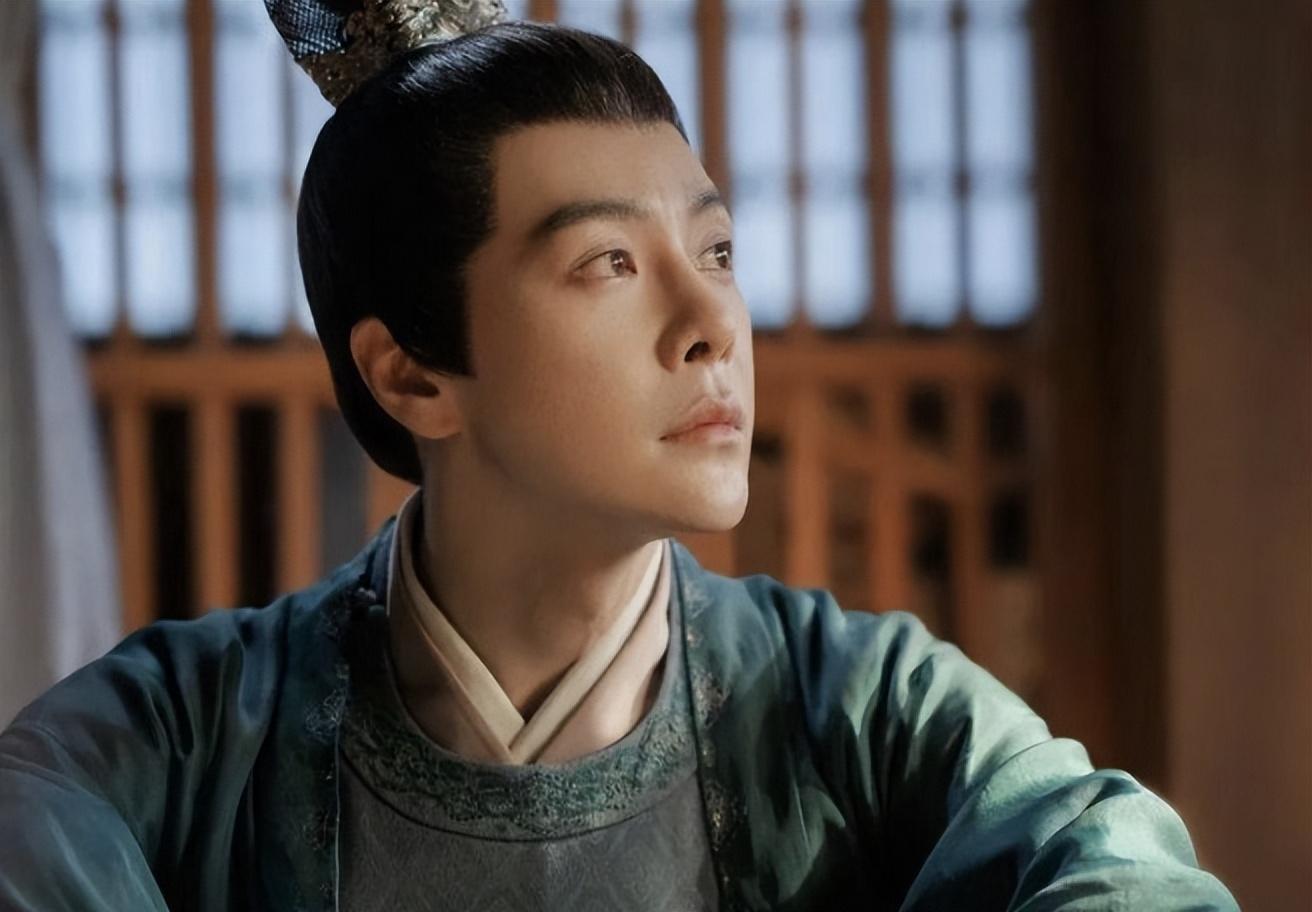 笑疯在徐海乔评论区了，刘亦菲新剧4个男主都没他的位置-徐海乔不火了