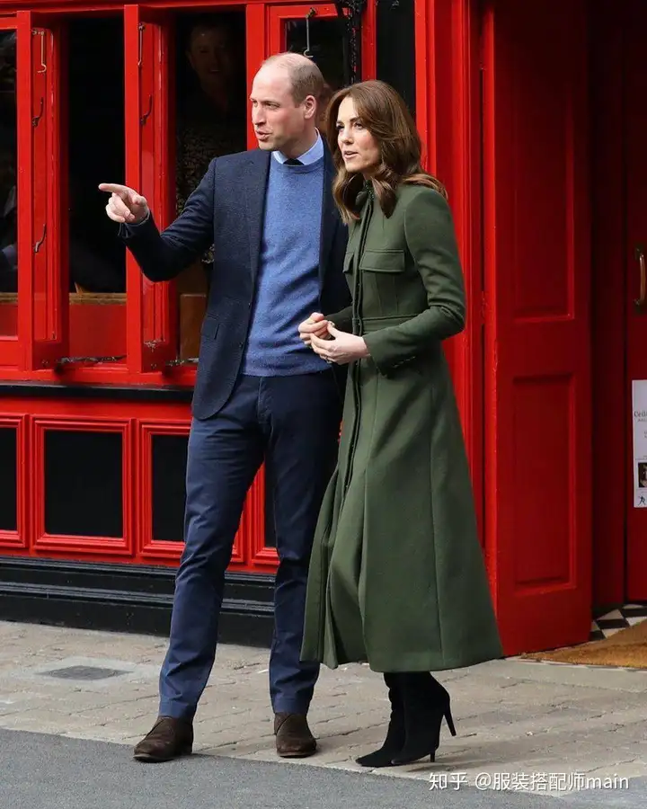 又被凯特王妃惊艳到了，穿复古红色大衣，温婉知性，美得不可方物-凯特王妃穿搭合集