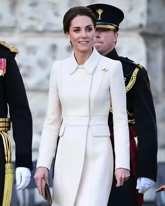 凯特王妃现身粉碎流言，80多天不见，民众终于安心了-凯特王妃近照