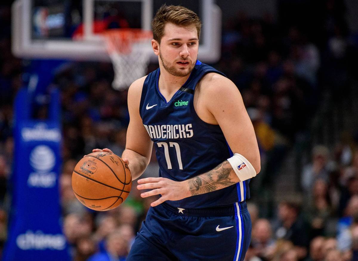 独行侠惨败，欧文回应客场被狂嘘，我以为嘘声会更大，结果太小了-独行侠有多少欧洲球员