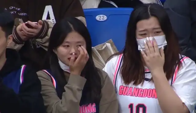 FMVP胡明轩发型凌乱、活似野人，第三阶段等待他的爆发！-胡明轩是mvp吗