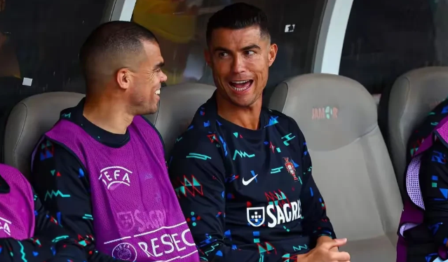 克罗地亚官方晒照致敬C罗&魔笛:无数的冠军、奖项和传奇的表现-克罗地亚足球队员名字