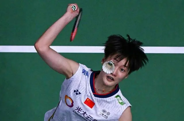 人民日报祝贺！陈雨菲破8个月冠军荒，赛后现场比心+4次冲冠圆梦-人民日报陈沸宇个人简介