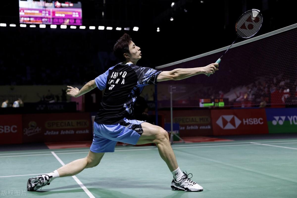 排名分登上10万分高度，羽坛男单历史第5人，石宇奇又添一喜！-羽毛球男单选手石宇奇