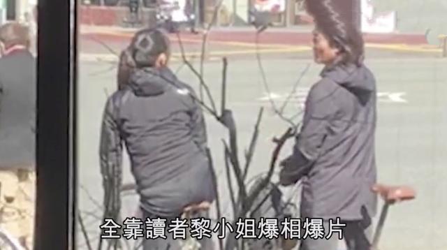 郑伊健蒙嘉慧游日本现身街头，相伴骑行有说有笑，不戴口罩心真大-郑伊健蒙嘉慧现状