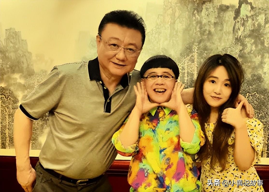 "金龟子"刘纯燕喜迎外孙，24岁女儿诞下男婴，外表像姥爷王宁-金龟子刘纯燕现在留了什么发型