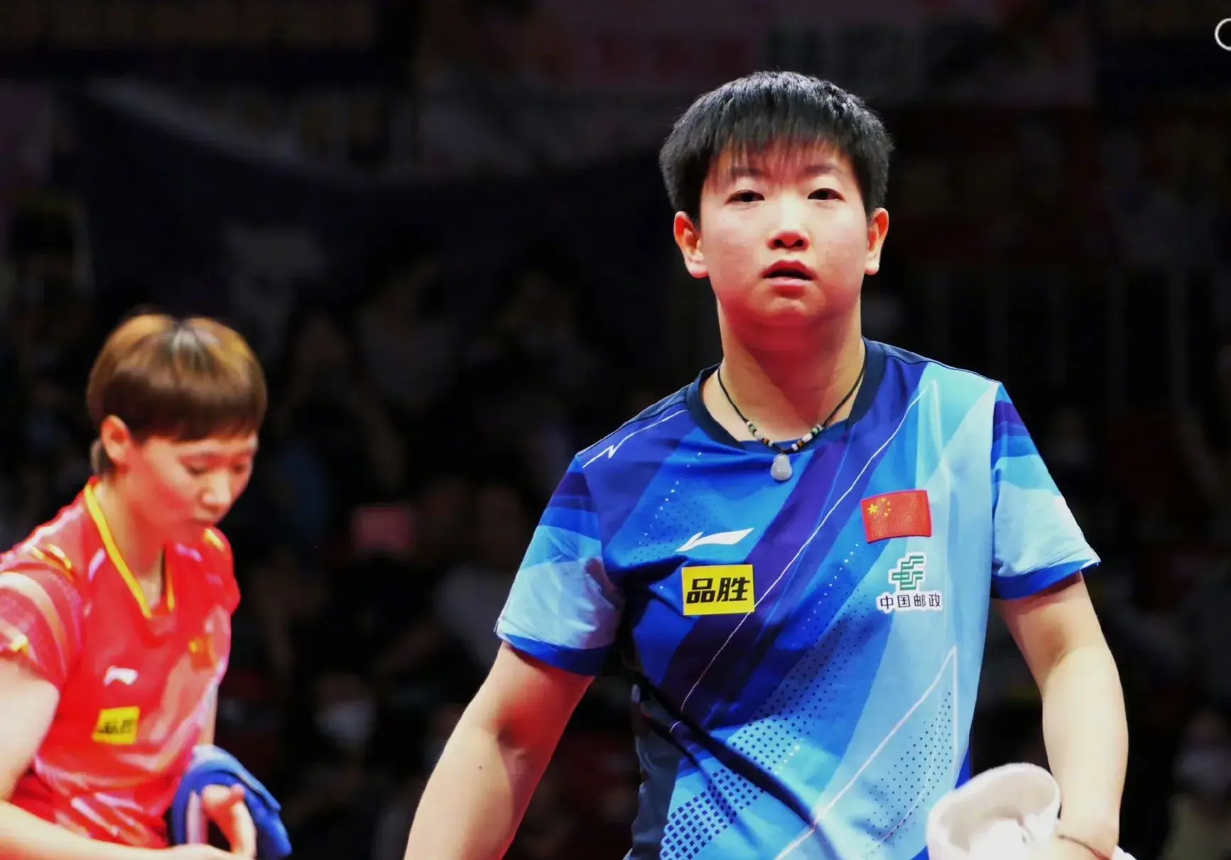 王曼昱粉丝堵马琳要说法，奥运会宣传孙颖莎英语开场白让球迷欢呼-王曼昱孙颖莎参加活动