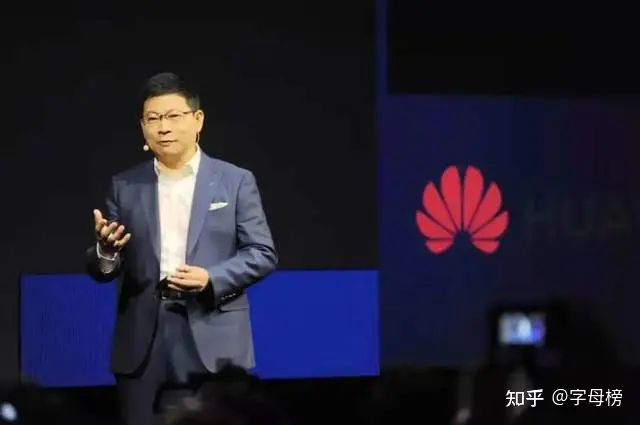 任正非该摸王传福这块石头了-任正非与王石那个贡献大