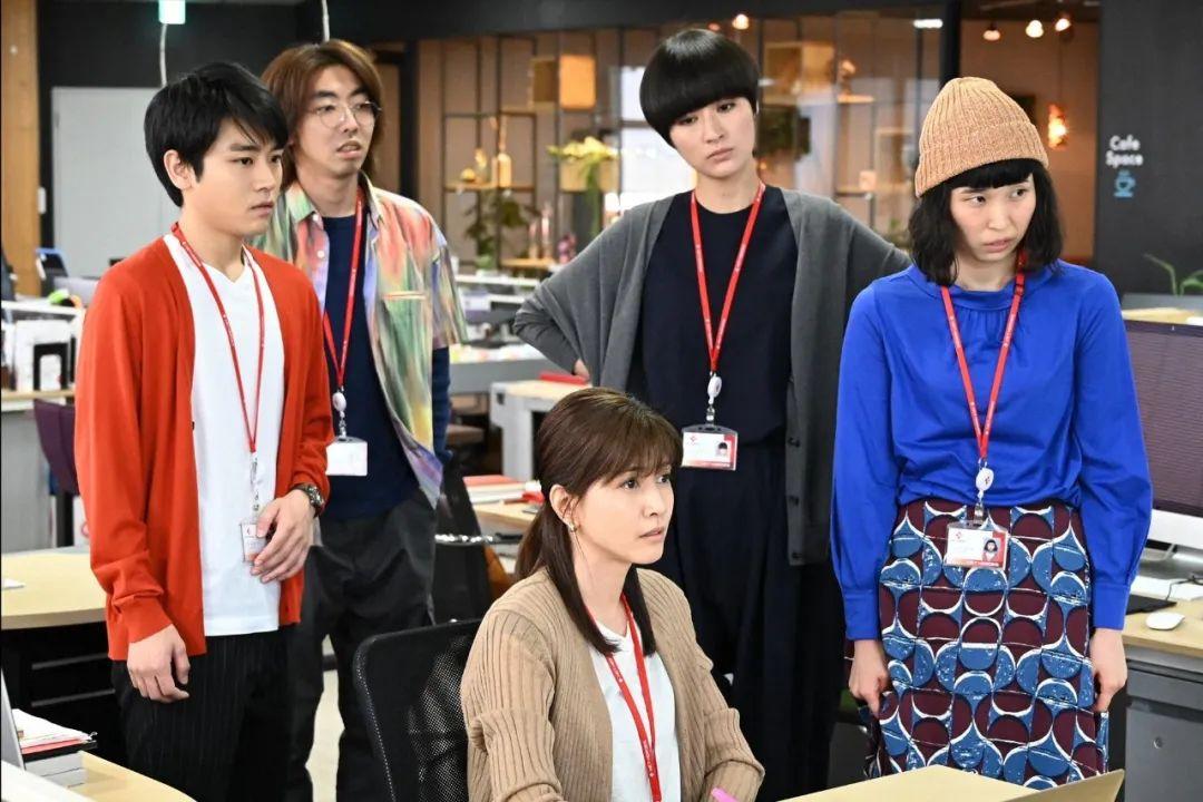 周一，我的“班味”直冲屏幕-我的班级周记400字左右怎么写