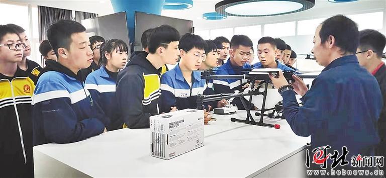 用真情真劲真心帮扶-倾情帮扶解民忧真心关爱暖民心