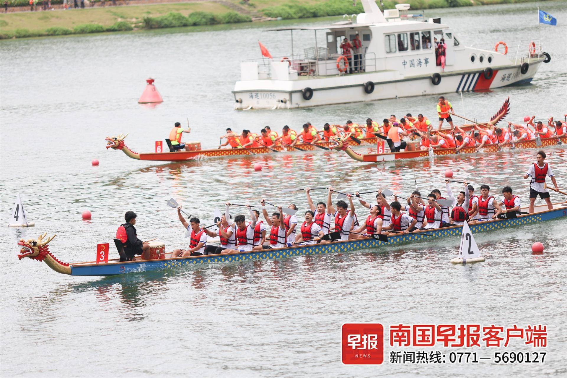 这才是端午！鼓声劈浪鸣千雷，百舸争流赛邕江-鼓钹齐鸣的拼音是什么