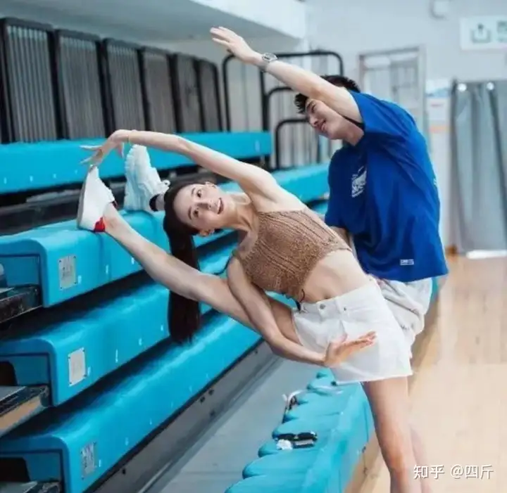 奥运冠军孙杨被曝结婚，女方是体操运动员张豆豆，两人疑似已领证-孙杨事件最后怎么解决了