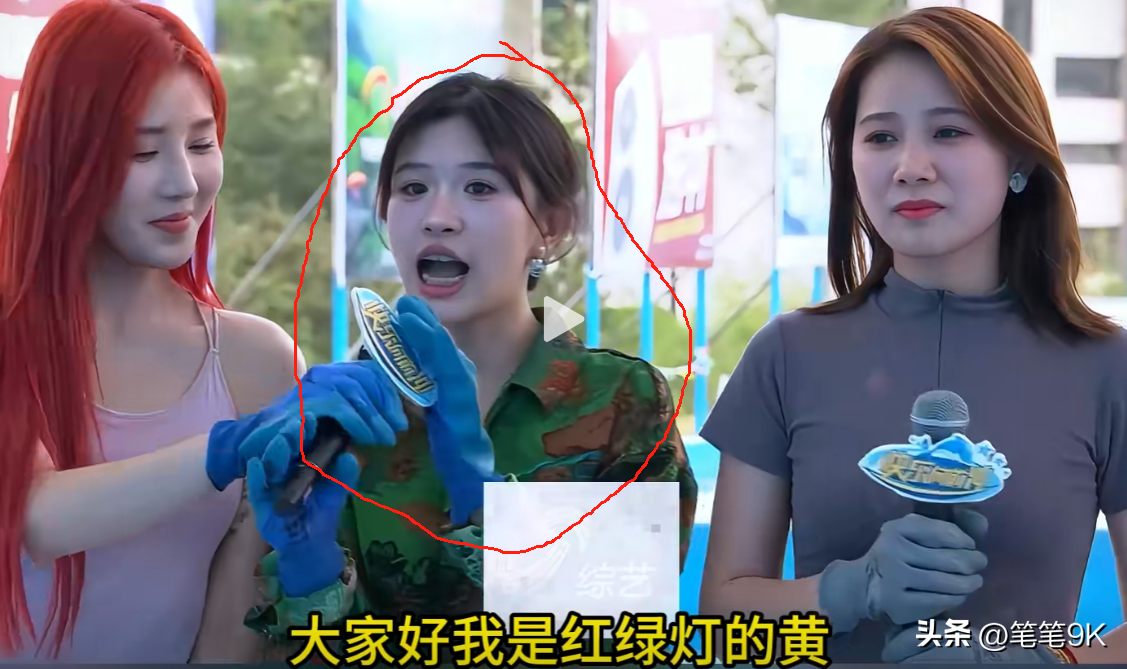 网红快乐向前冲：小黄因鞋落水李kk真实颜值曝光嘴哥勇闯三关获赞-2019年快乐向前冲视频