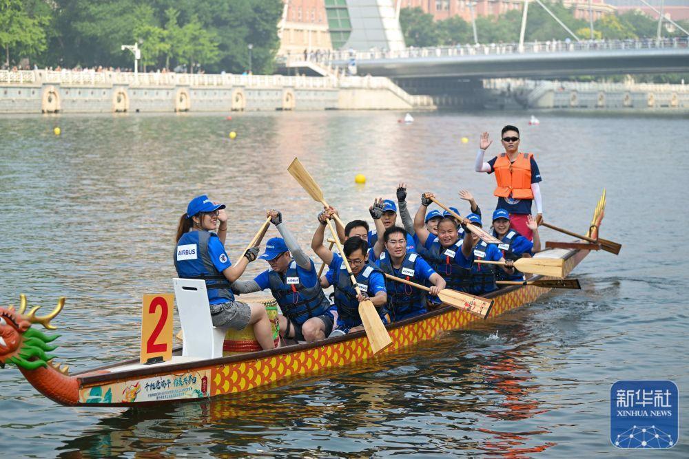 “我在海河赛龙舟”——外籍工程师体验端午习俗-天津海河划龙舟