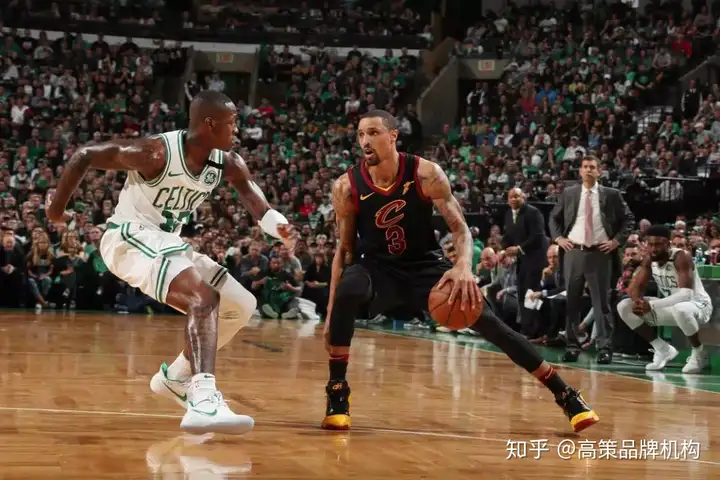 詹姆斯逆天改命 骑士客场逆袭绿军荣登东决冠军-詹姆斯骑士生涯高光混剪