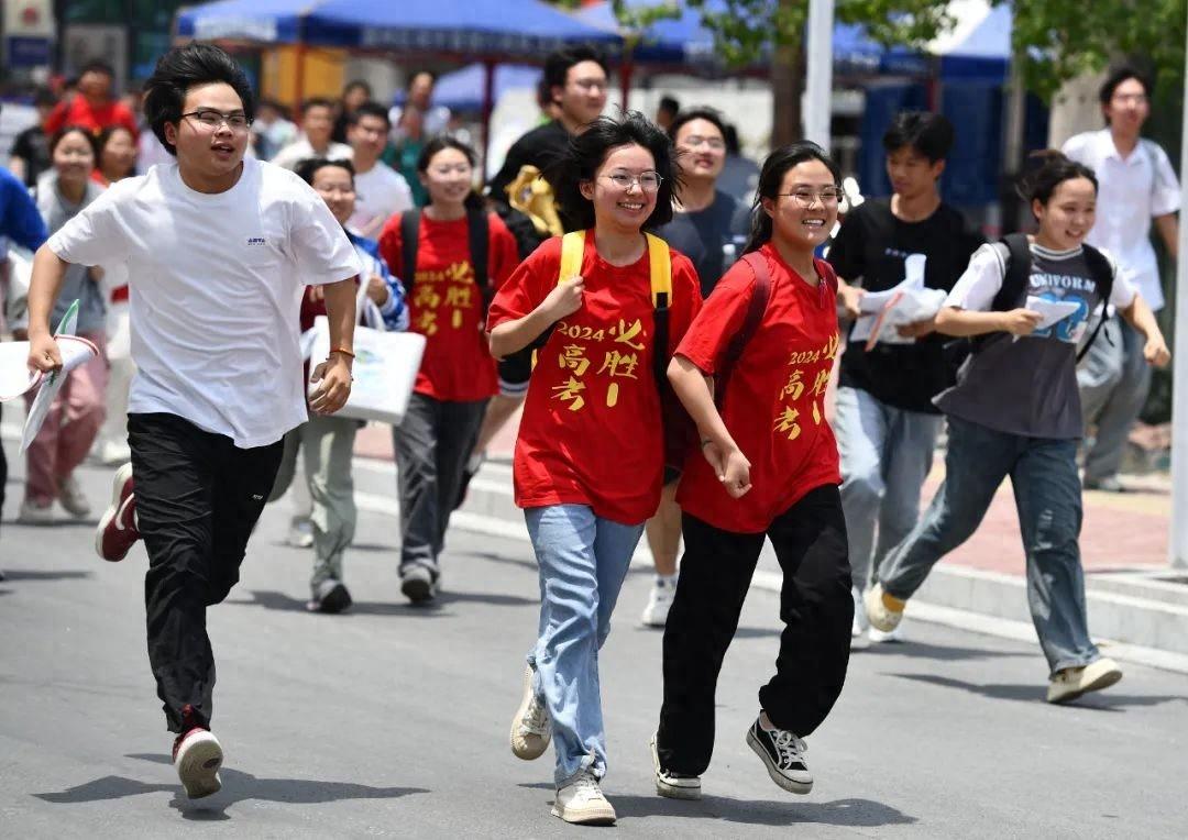 最新！各地高考查分时间陆续公布→-各地高考成绩查询时间公布