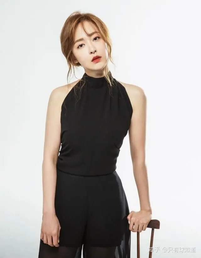 孙兴慜情感经历：2任女友皆为女团成员，但球员却从未对外坦诚-孙兴慜的女友