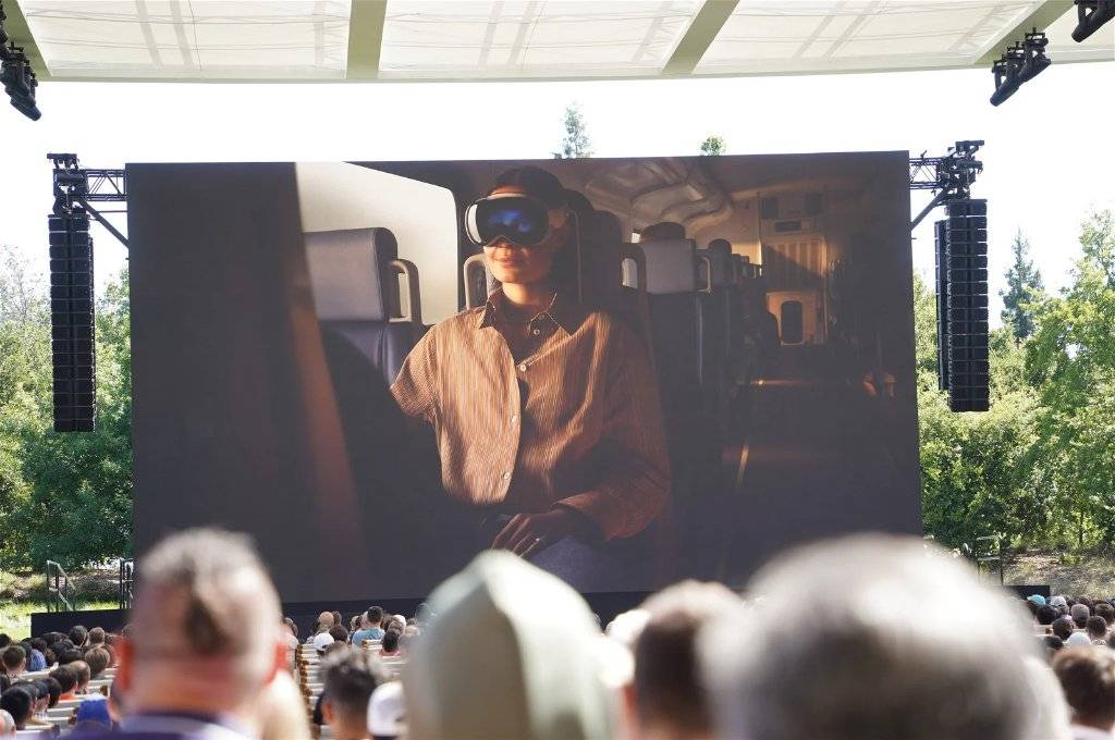 苹果WWDC揭晓AI系统、电脑等设备系统全线更新，iPhone将接入ChatGPT-itool更新苹果系统