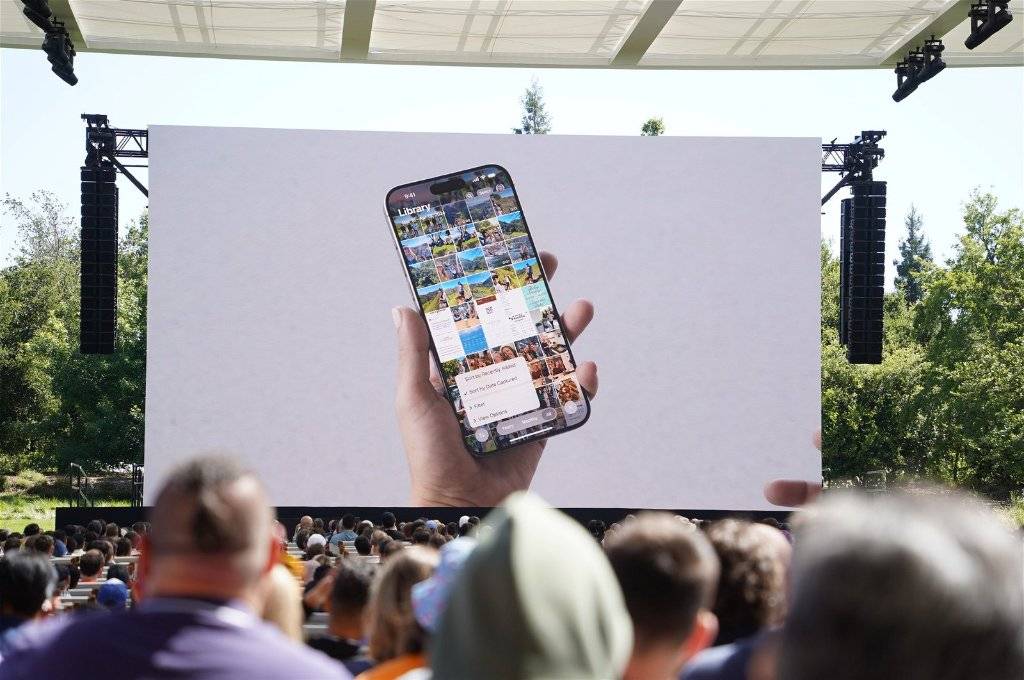 苹果WWDC揭晓AI系统、电脑等设备系统全线更新，iPhone将接入ChatGPT-itool更新苹果系统