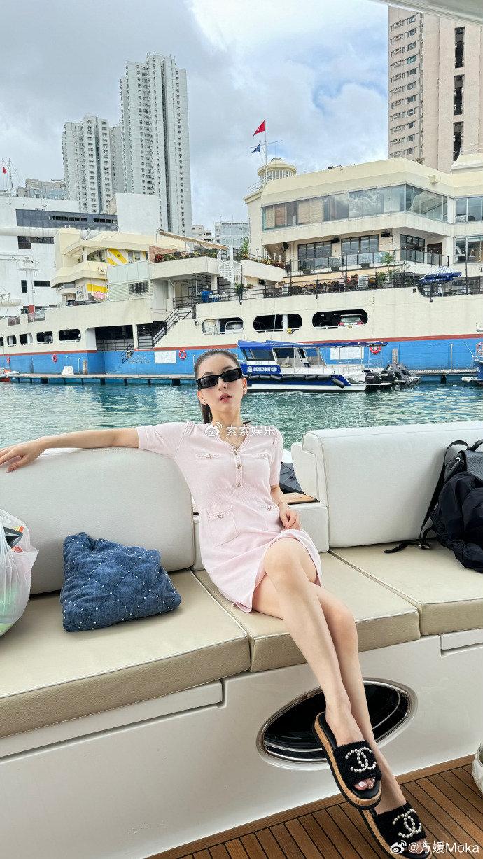 方媛曝光郭富城价值5000万游艇，内饰奢华大气，艇内自带休息大床-郭富城和方媛的视频