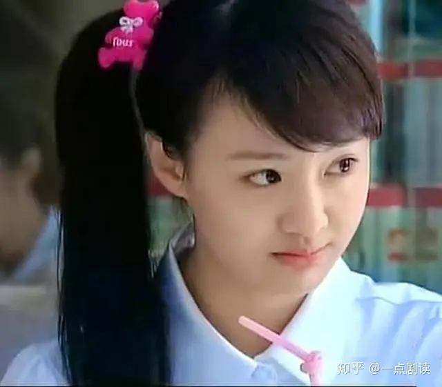 郑爽：娱乐圈当之无愧“女顶流”-郑爽流量到底多大