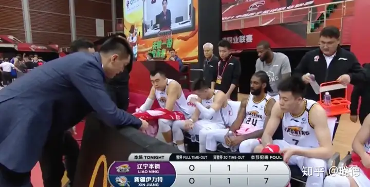 辽宁输球显弊端！篮板狂输23个，郭艾伦6次失误，他该理智一些-辽宁篮球输了