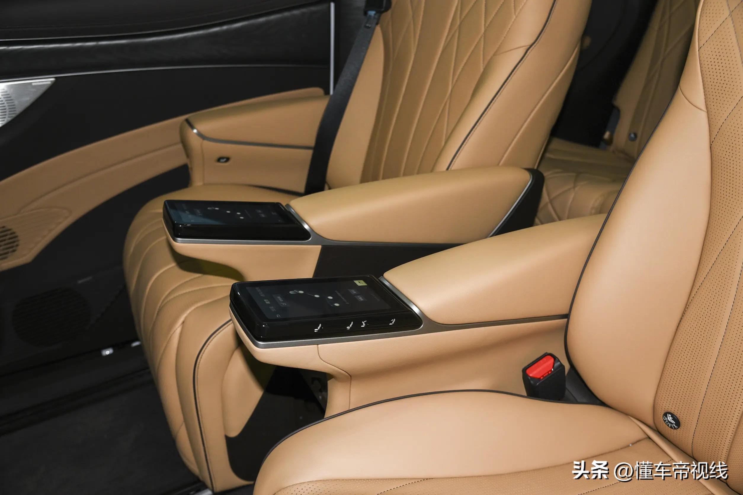 新车 | 约合61.3万元起售，腾势D9登陆中国香港市场，首店6月底开业-腾势x厂家