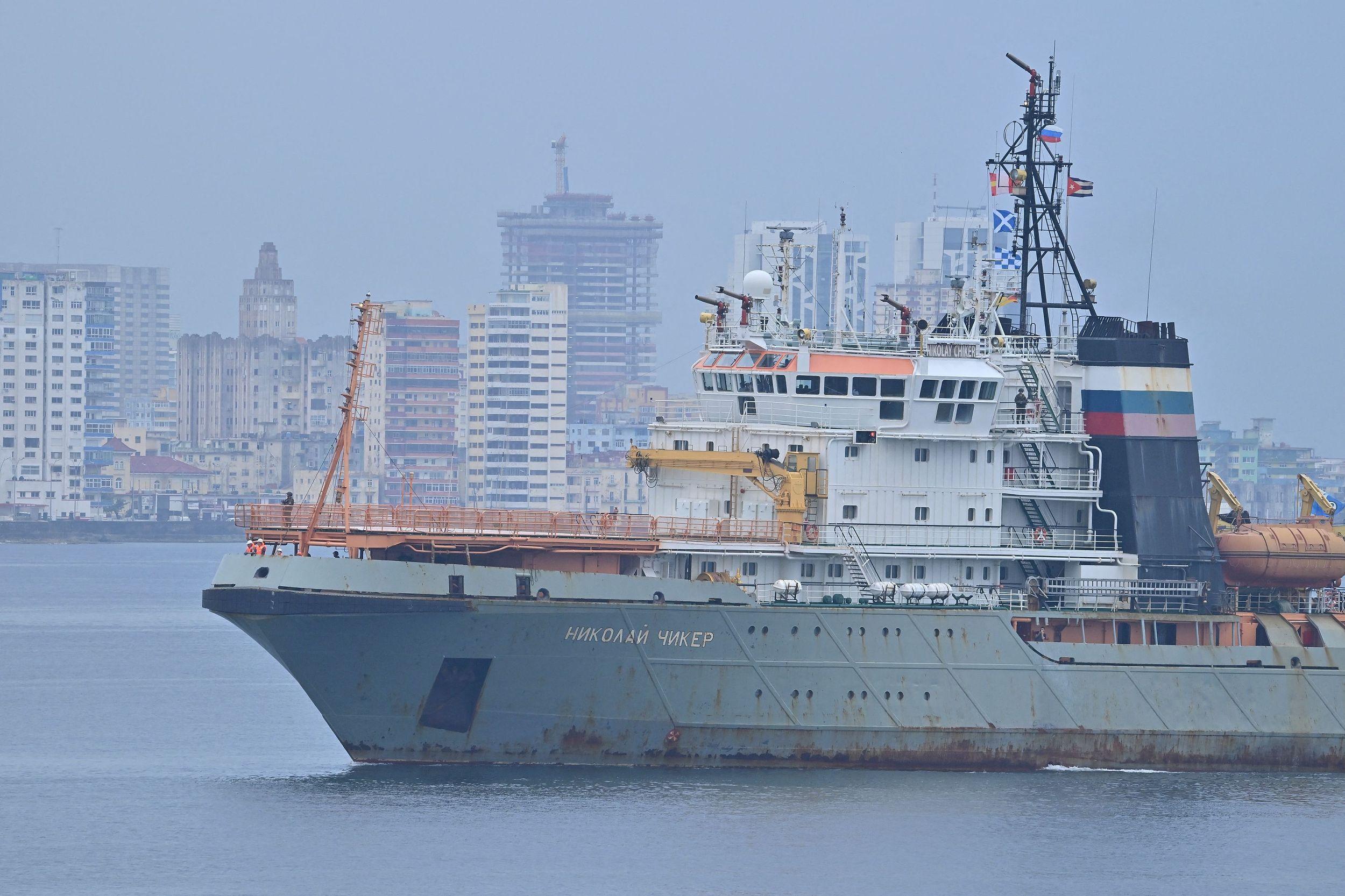早安·世界｜归国大熊猫“香香”迎7岁生日，中外粉丝送祝福-早安世界文案