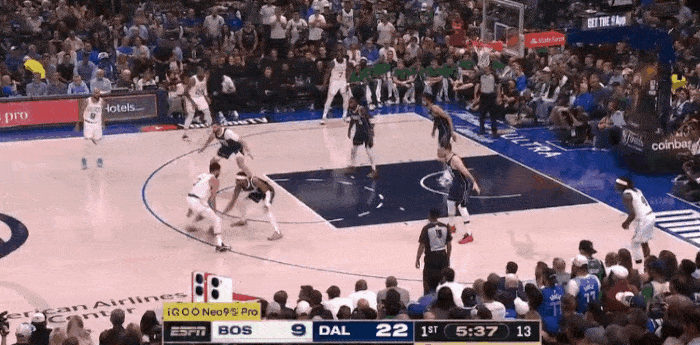 总决赛G3战报：欧文砍下20分，东契奇17分，独行侠51-50绿军。-欧文总决赛抢七