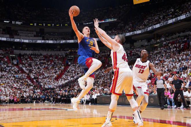 NBA总决赛G3：掘金109-94热火，巴特勒28+4阿德巴约22+17难救主-nbanba总决赛