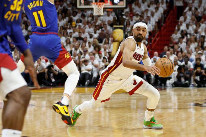 NBA总决赛G3：掘金109-94热火，巴特勒28+4阿德巴约22+17难救主-nbanba总决赛