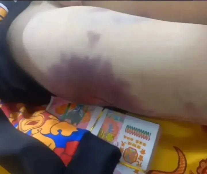 青岛一8岁男童被武校教练殴打致死，事后拍视频伪造证据，更多现场细节曝光-武校教练打学生